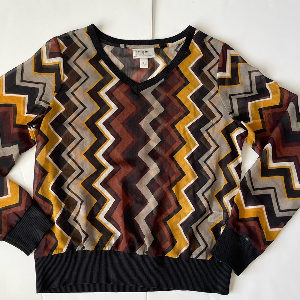 EUC Missoni for Target Sheer V neck Blouse in Zig Zag pattern Size small